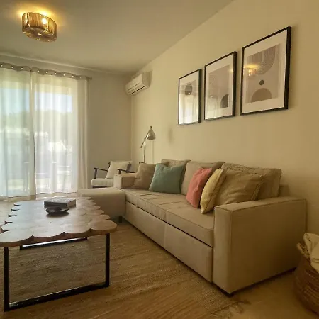 Apartment Village Golf